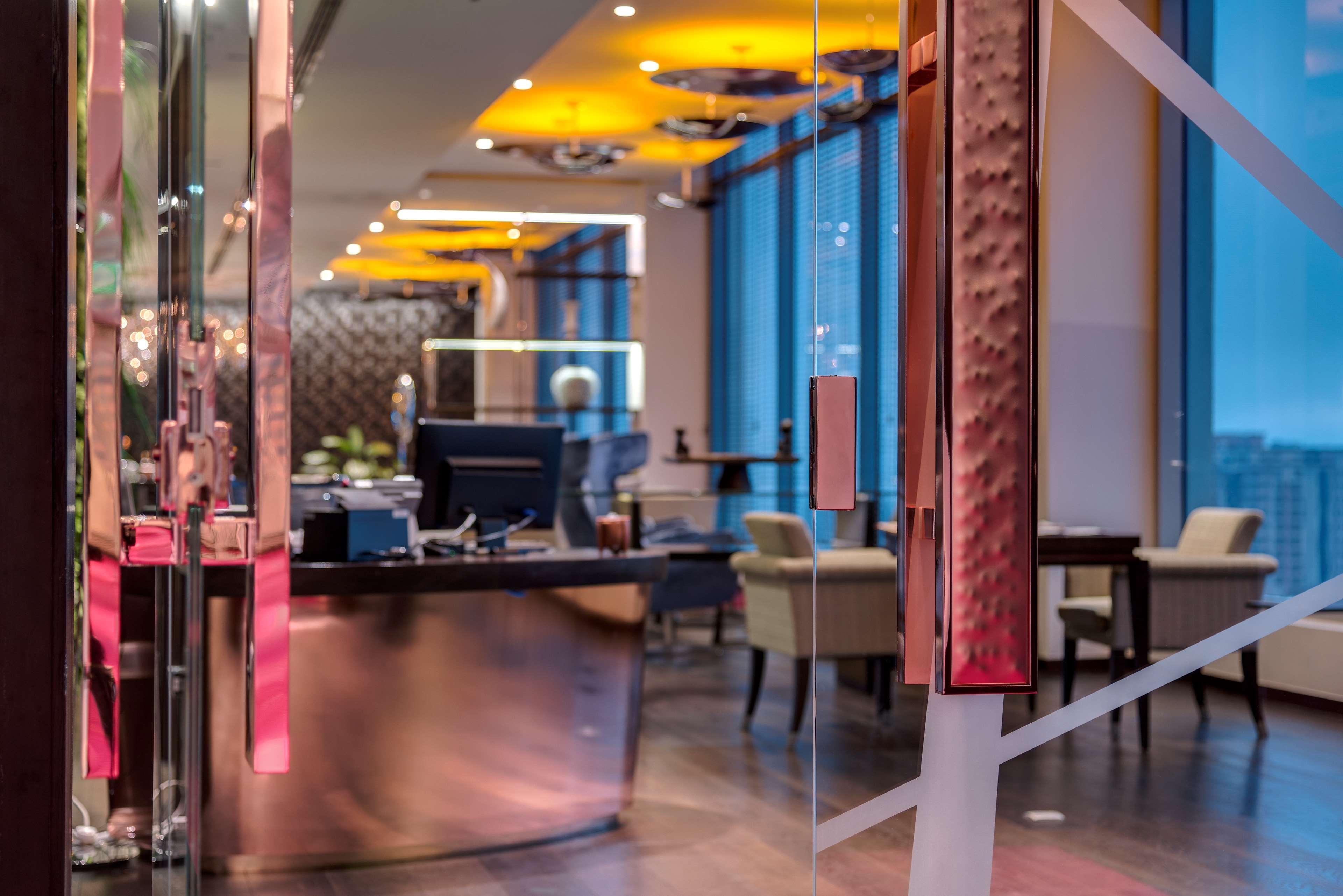 Radisson Blu Hotel, Nairobi Upper Hill Exterior photo