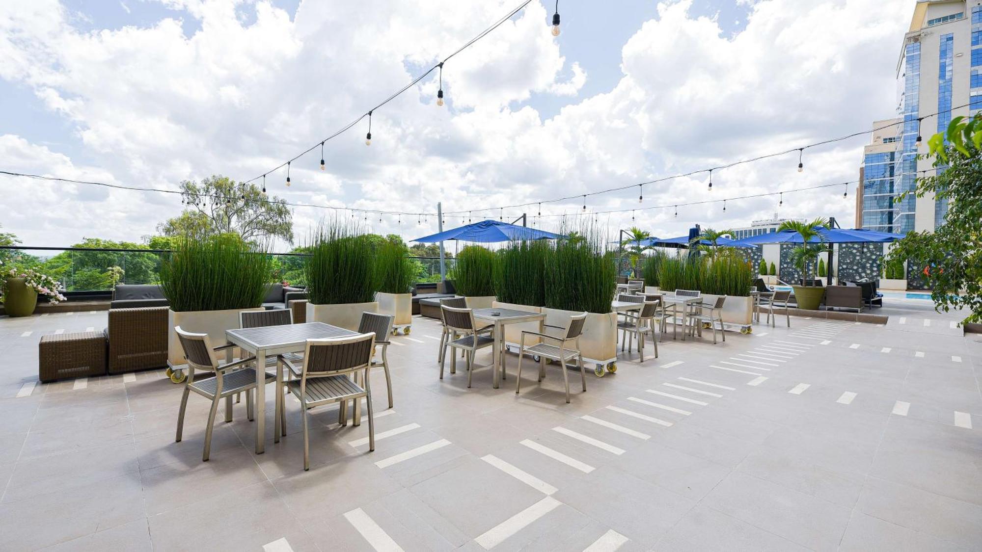 Radisson Blu Hotel, Nairobi Upper Hill Exterior photo