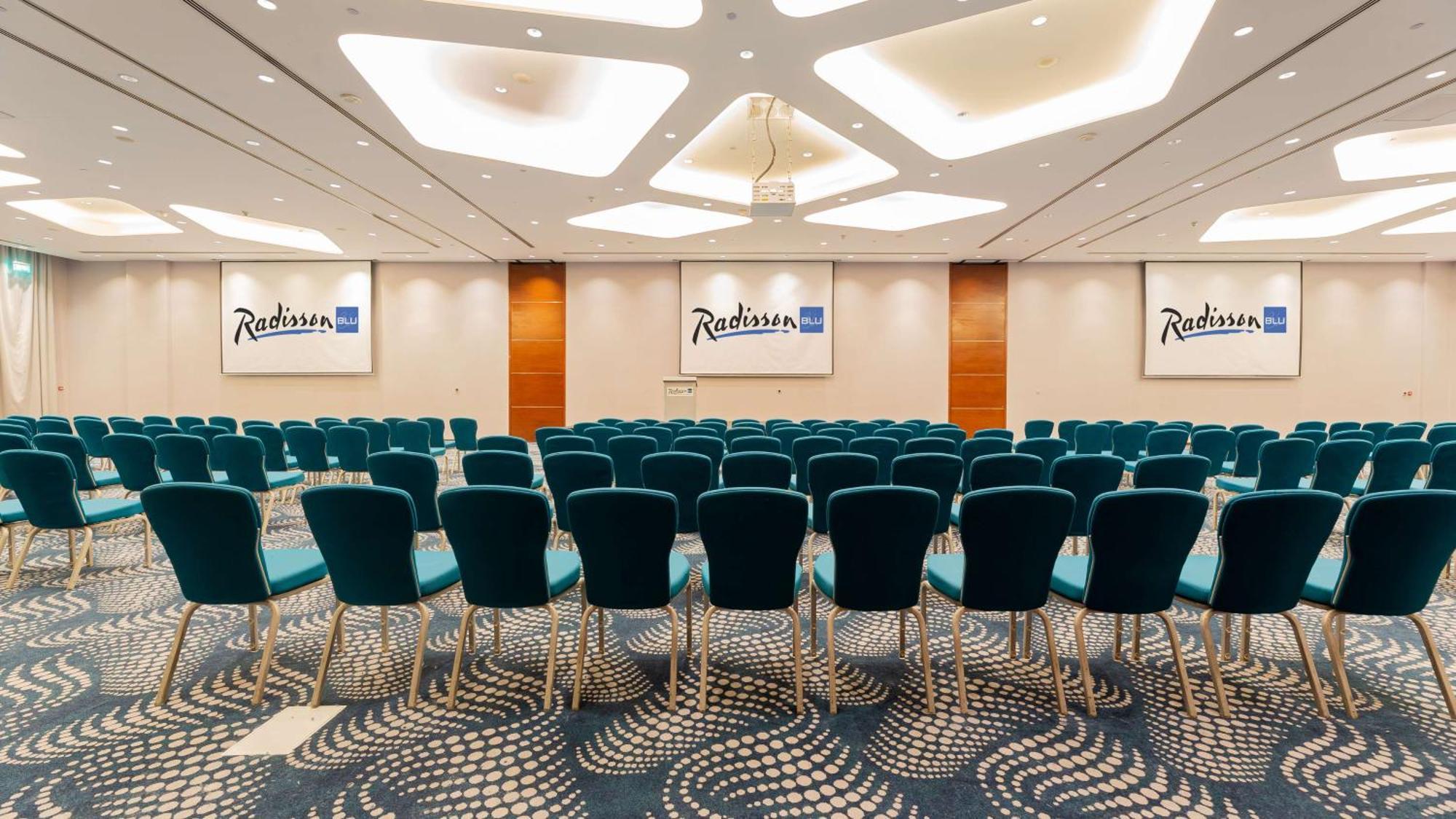 Radisson Blu Hotel, Nairobi Upper Hill Exterior photo